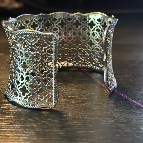 Kendra Scott cuff bracelet - Picture 1 of 4